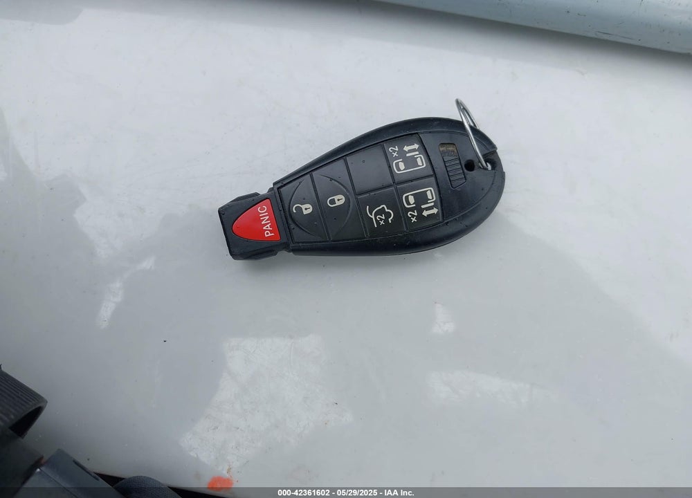 2013 DODGE GRAND CARAVAN SXT VIN: 2C4RDGCG3DR738416