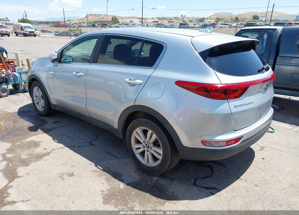 2018 KIA SPORTAGE LX VIN: KNDPM3AC2J7341468