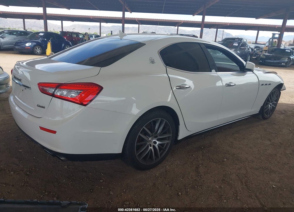 2016 MASERATI GHIBLI VIN: ZAM57XSA9G1172401