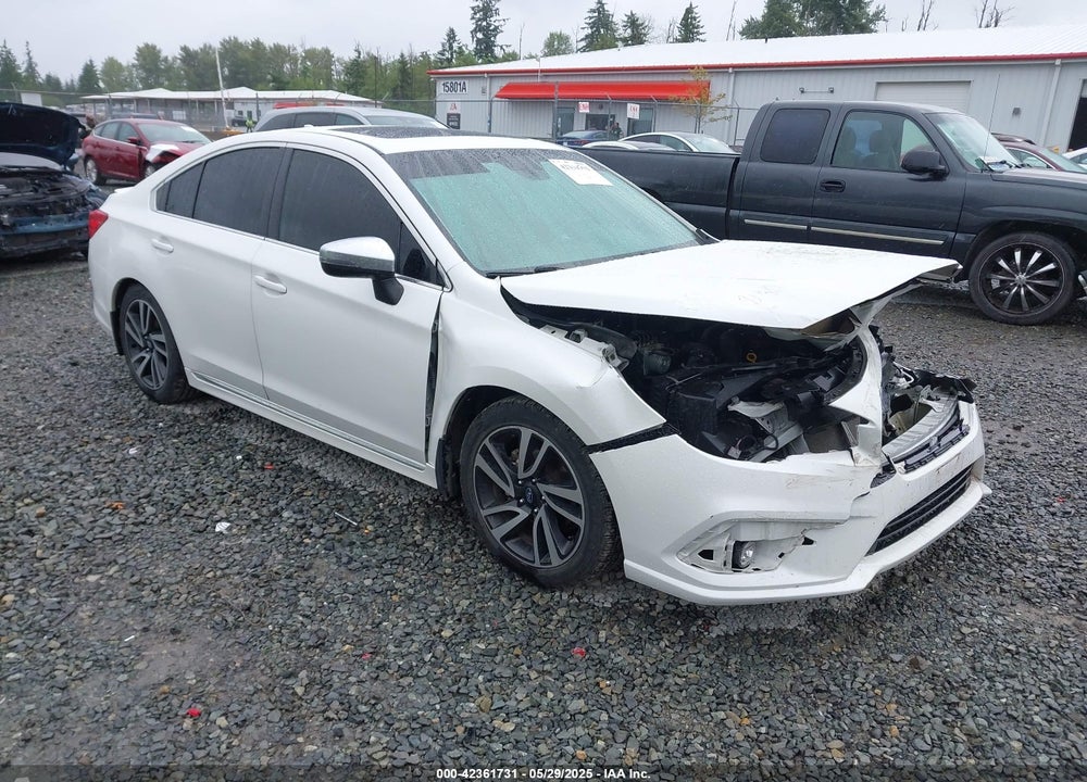 2018 SUBARU LEGACY 2.5I SPORT VIN: 4S3BNAS68J3014455