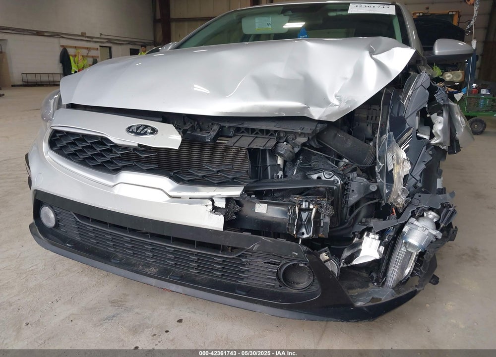 2019 KIA FORTE VIN: 3KPF24AD4KE044932