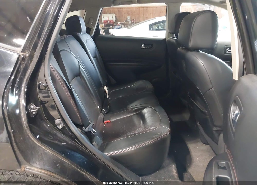 2011 NISSAN ROGUE VIN: JN8AS5MVXBW262615