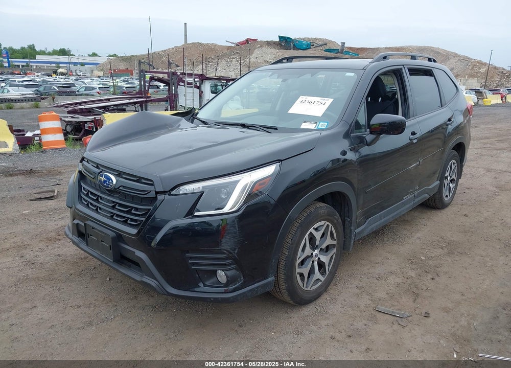 2023 SUBARU FORESTER VIN: JF2SKAEC6PH511494