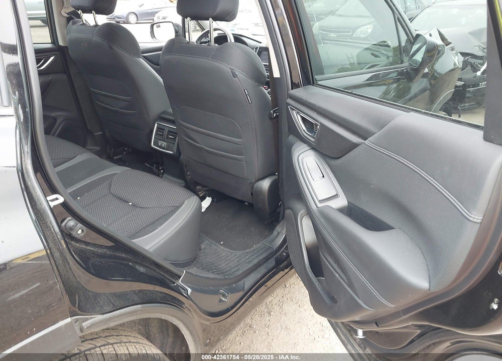 2023 SUBARU FORESTER VIN: JF2SKAEC6PH511494