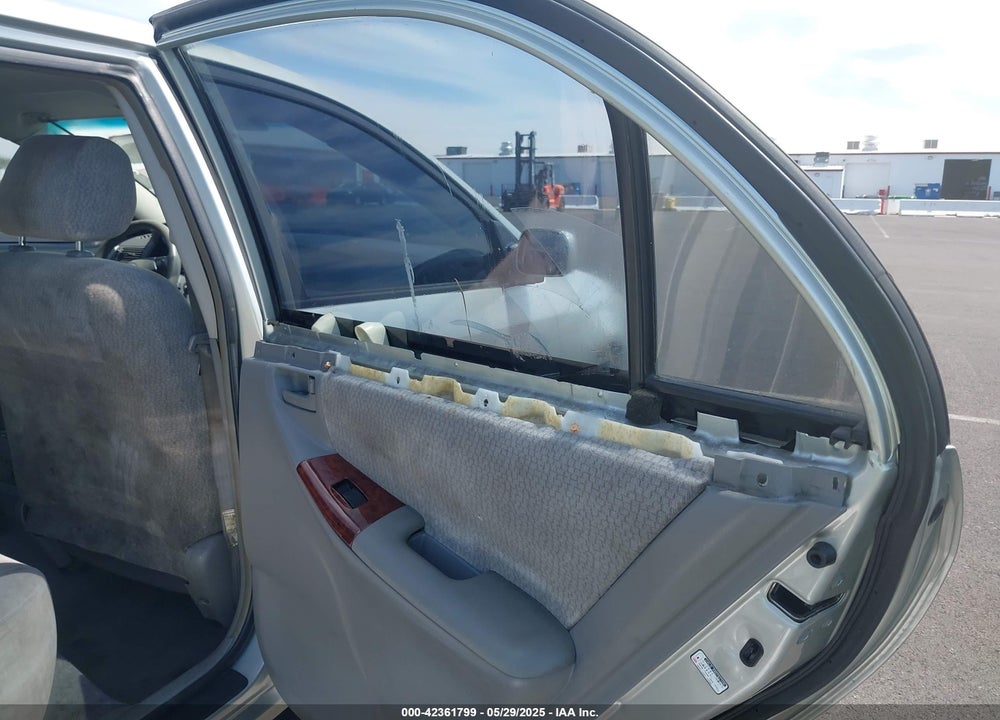 2003 TOYOTA COROLLA LE VIN: JTDBR32E732014351