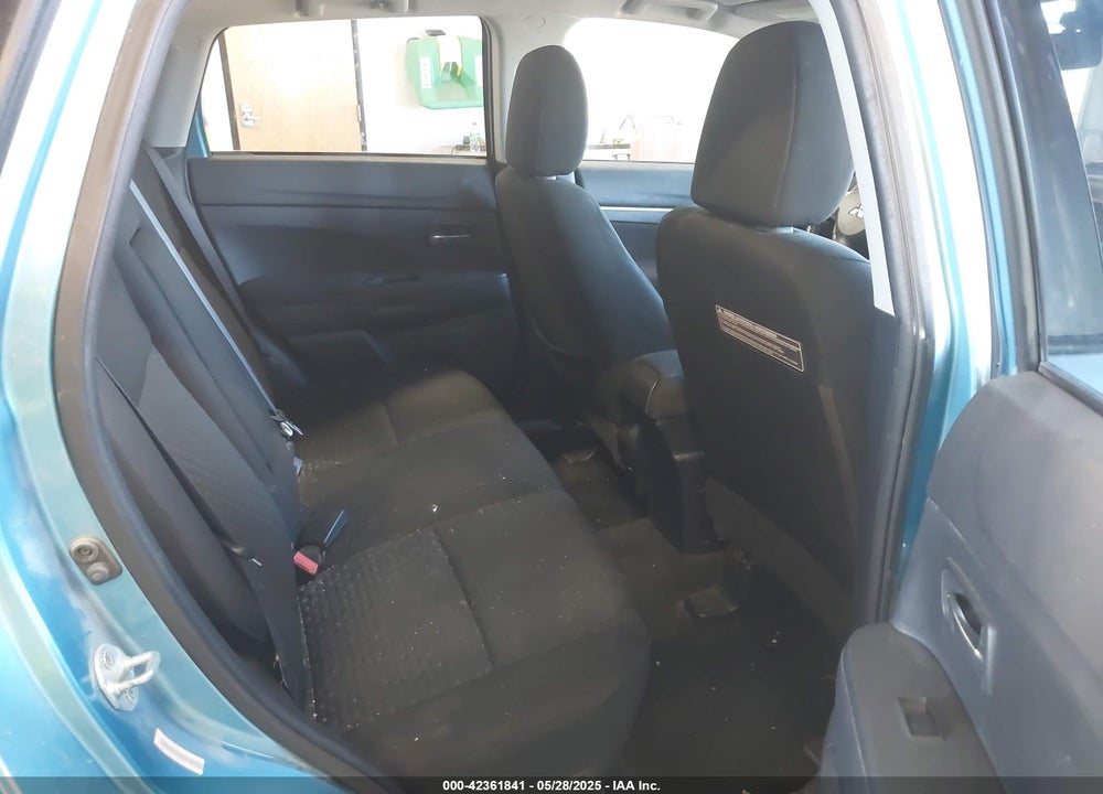 2011 MITSUBISHI OUTLANDER SPORT SE VIN: JA4AR4AU8BZ014210