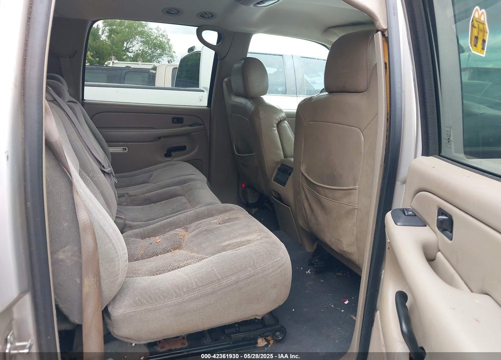 2004 CHEVROLET SUBURBAN 1500 LS VIN: 1GNEC16Z94J235657