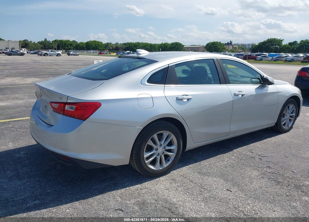 2016 CHEVROLET MALIBU VIN: 1G1ZE5ST1GF307190