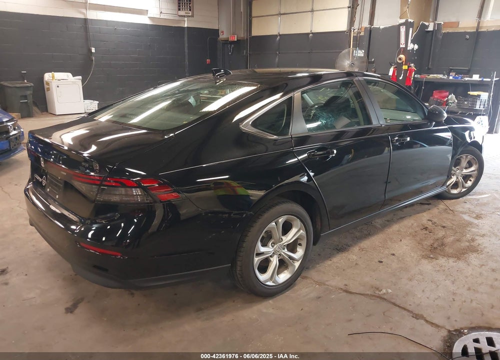 2024 HONDA ACCORD LX VIN: 1HGCY1F2XRA057383