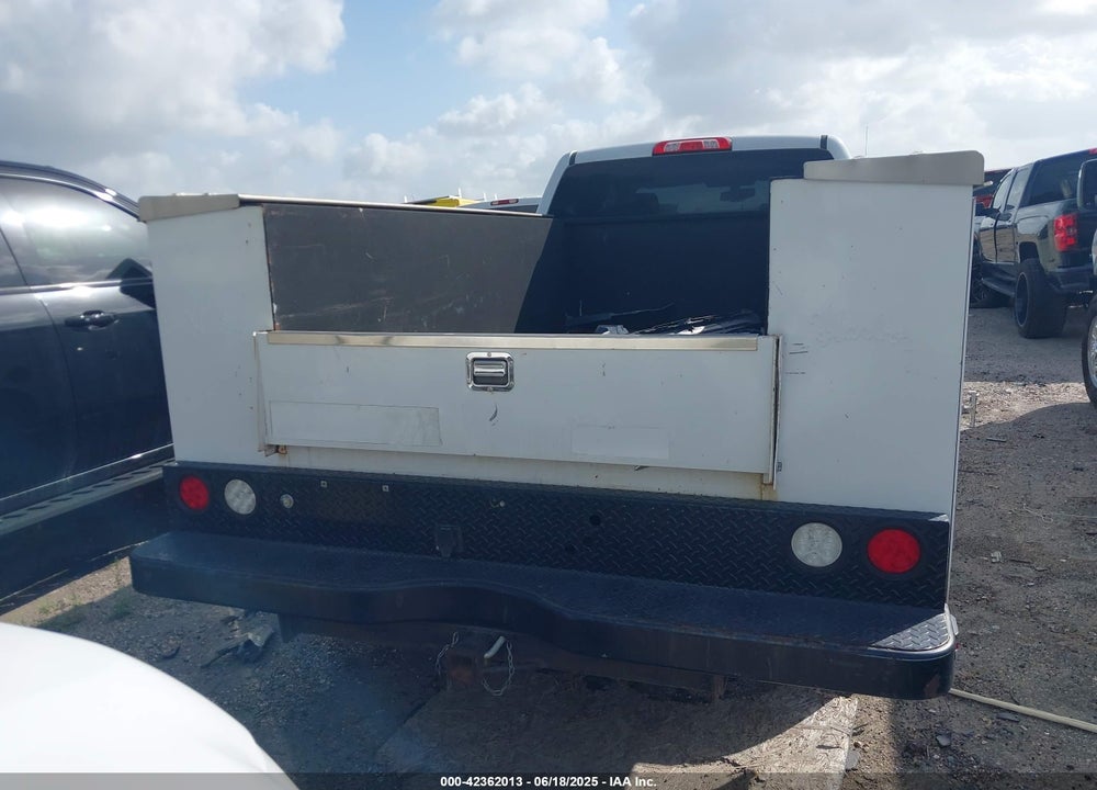 2019 CHEVROLET SILVERADO 2500HD VIN: 2GB2CREG1K1221564