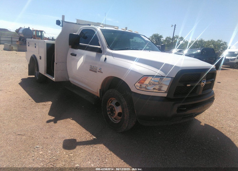 2017 RAM 3500 CHASSIS TRADESMAN/SLT VIN: 3C7WRTBL0HG615134