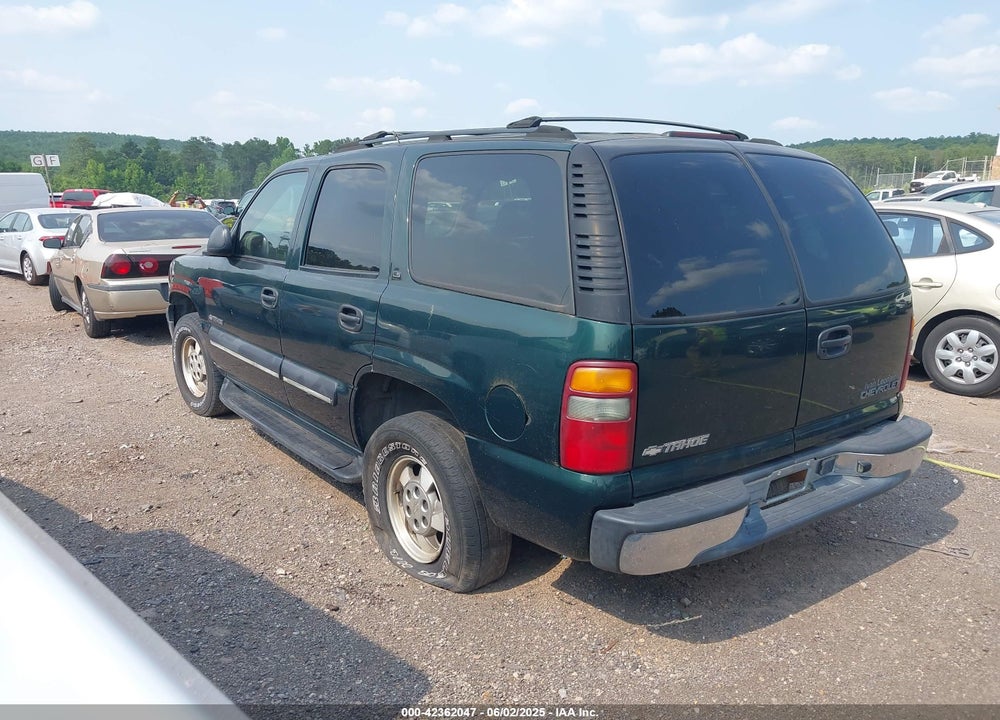 2002 CHEVROLET TAHOE LS VIN: 1GNEC13V92J308220