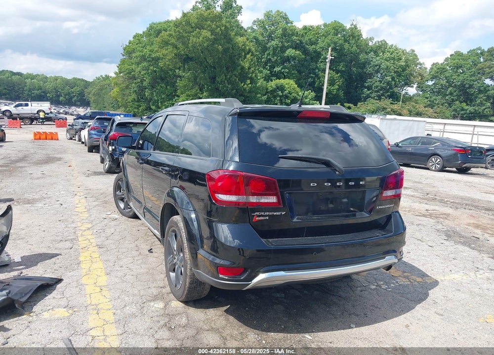 2018 DODGE JOURNEY CROSSROAD VIN: 3C4PDCGBXJT421823