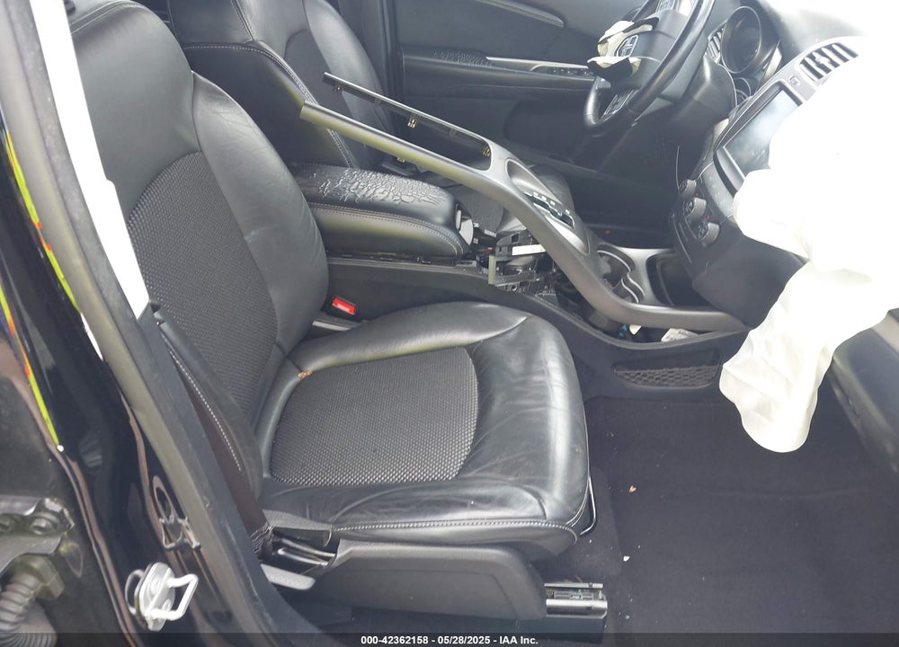 2018 DODGE JOURNEY CROSSROAD VIN: 3C4PDCGBXJT421823