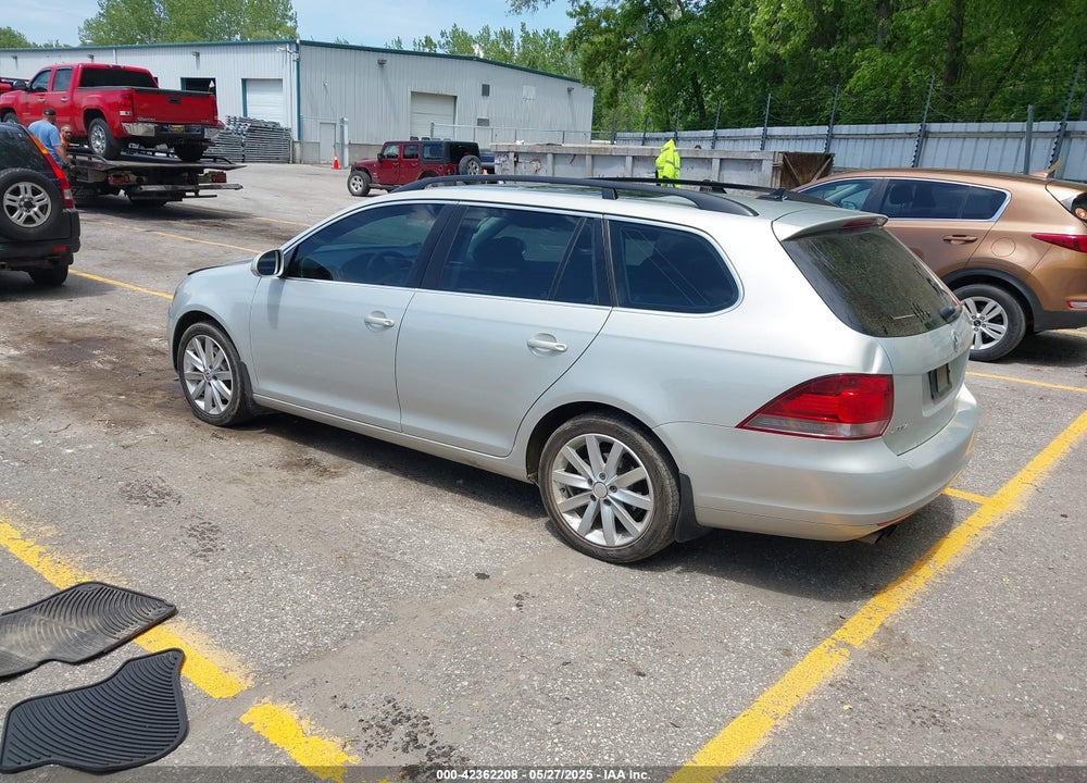 2011 VOLKSWAGEN JETTA VIN: 3VWPL7AJ2BM600716