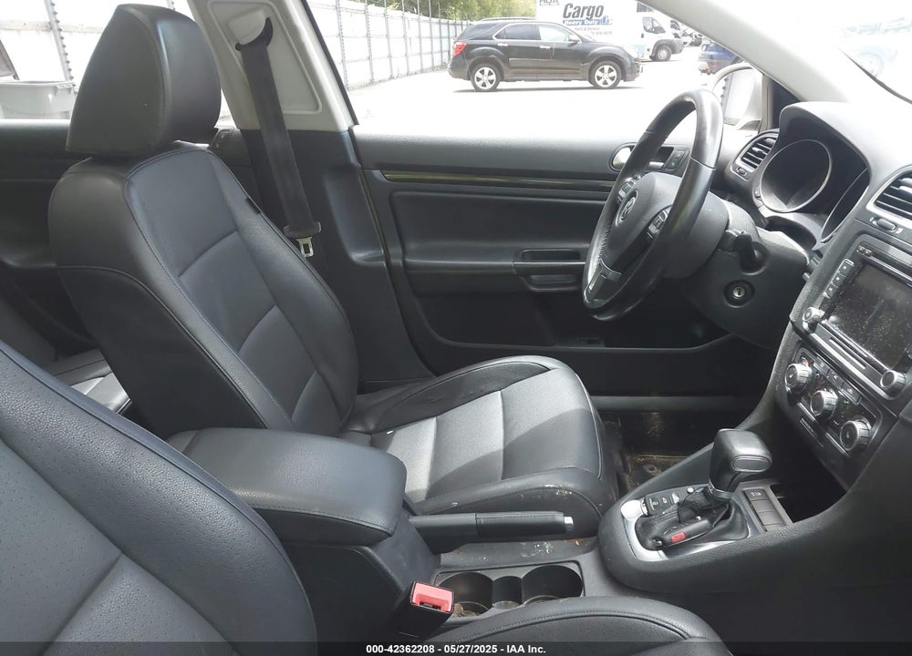 2011 VOLKSWAGEN JETTA VIN: 3VWPL7AJ2BM600716