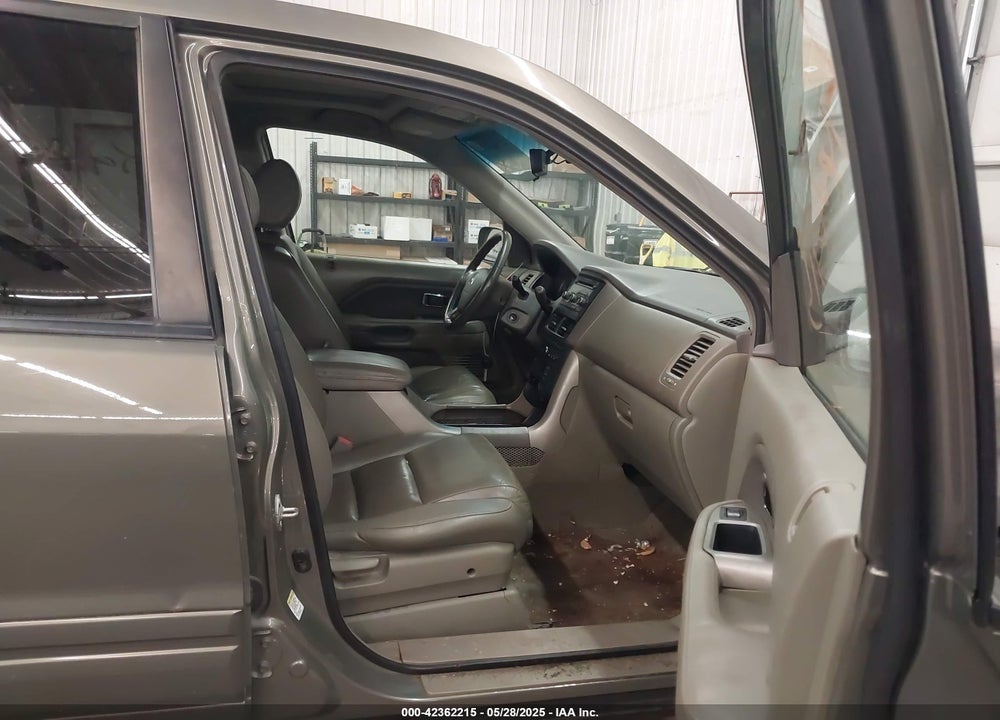 2007 HONDA PILOT VIN: 2HKYF185X7H505077