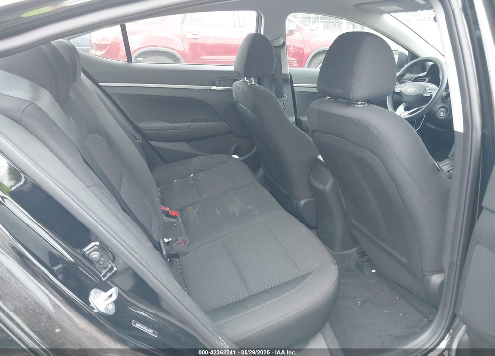 2020 HYUNDAI ELANTRA VIN: 5NPD74LF3LH541927