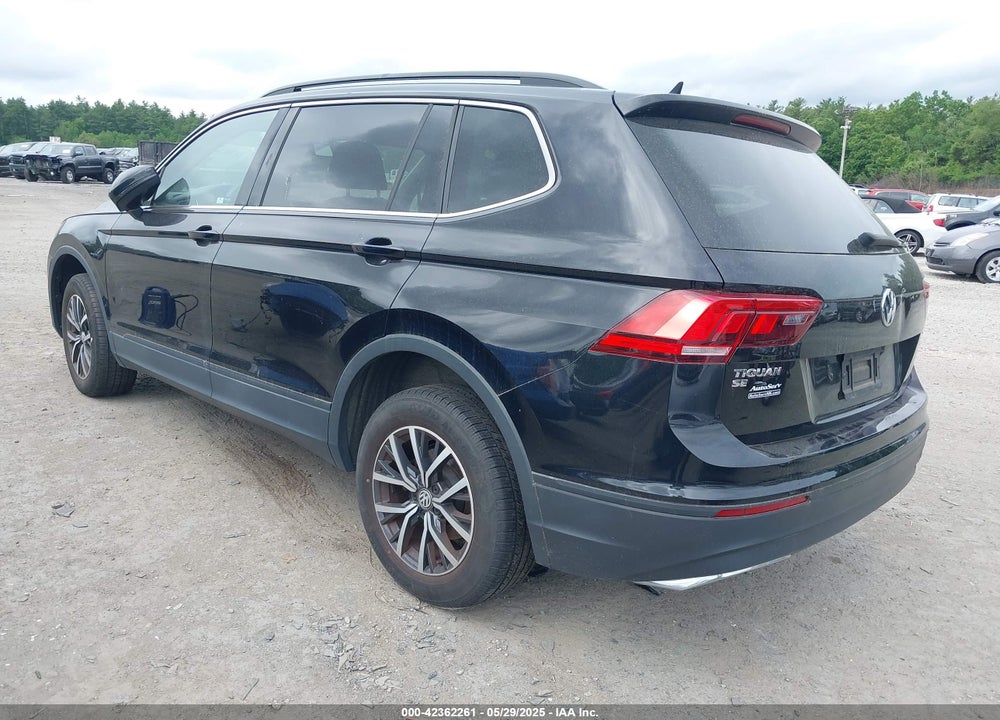 2019 VOLKSWAGEN TIGUAN VIN: 3VV2B7AX3KM186299