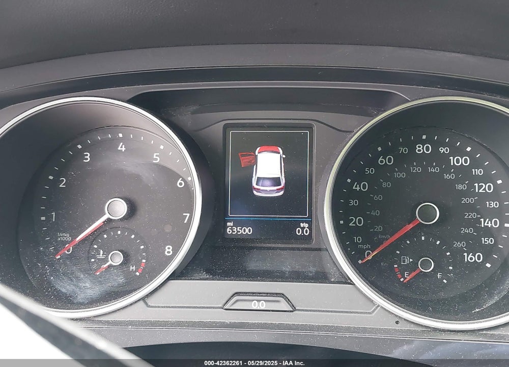 2019 VOLKSWAGEN TIGUAN VIN: 3VV2B7AX3KM186299