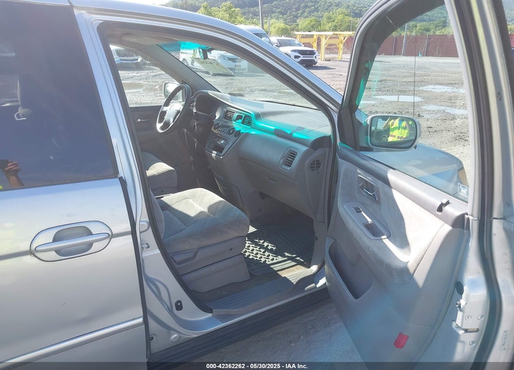 2004 HONDA ODYSSEY EX VIN: 5FNRL18614B037143