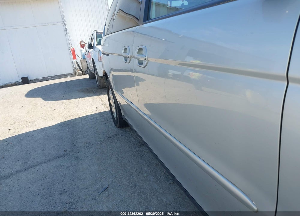 2004 HONDA ODYSSEY EX VIN: 5FNRL18614B037143