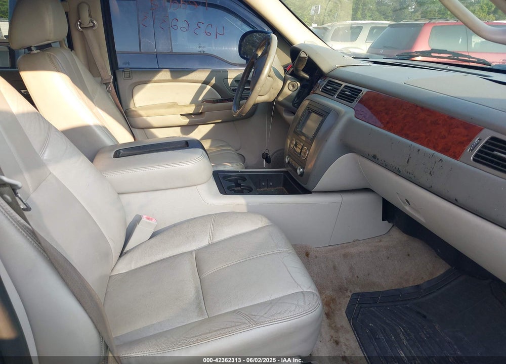 2009 GMC YUKON SLT2 VIN: 1GKFC33J49R224151