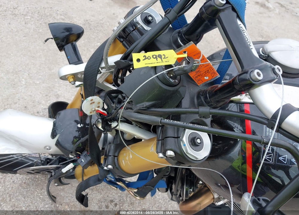 2025 TRIUMPH MOTORCYCLE SCRAMBLER 1200 XE VIN: SMTDS0HG9STCC0641