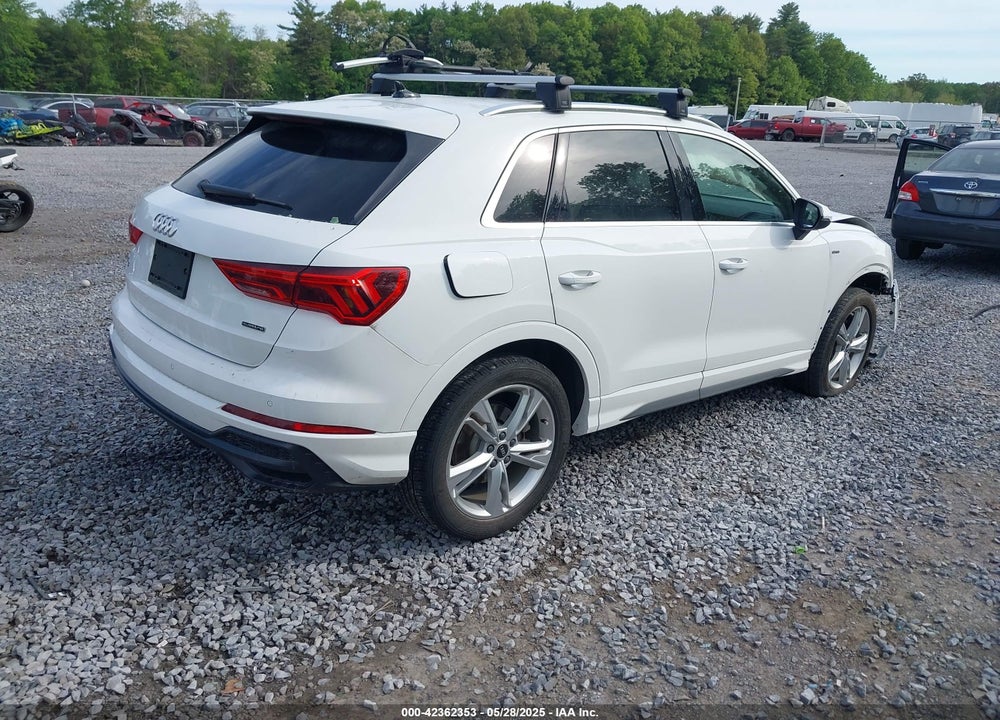 2022 AUDI Q3 VIN: WA1DECF38N1058326
