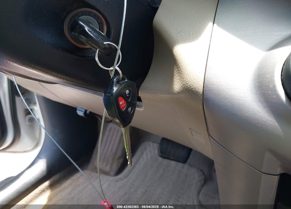 2008 TOYOTA RAV4 VIN: JTMBD33V885160129
