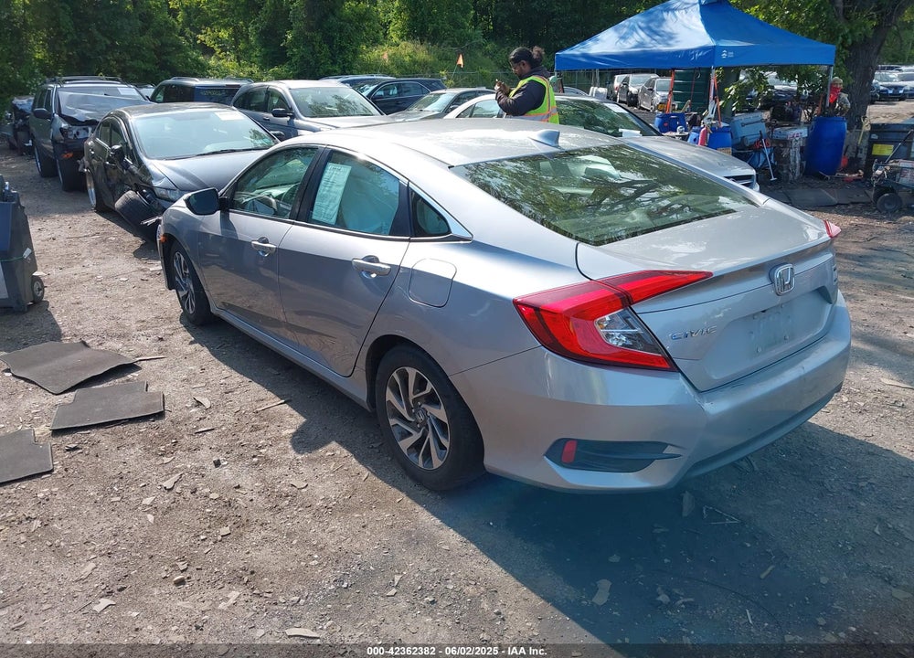 2017 HONDA CIVIC EX VIN: 2HGFC2F72HH520517