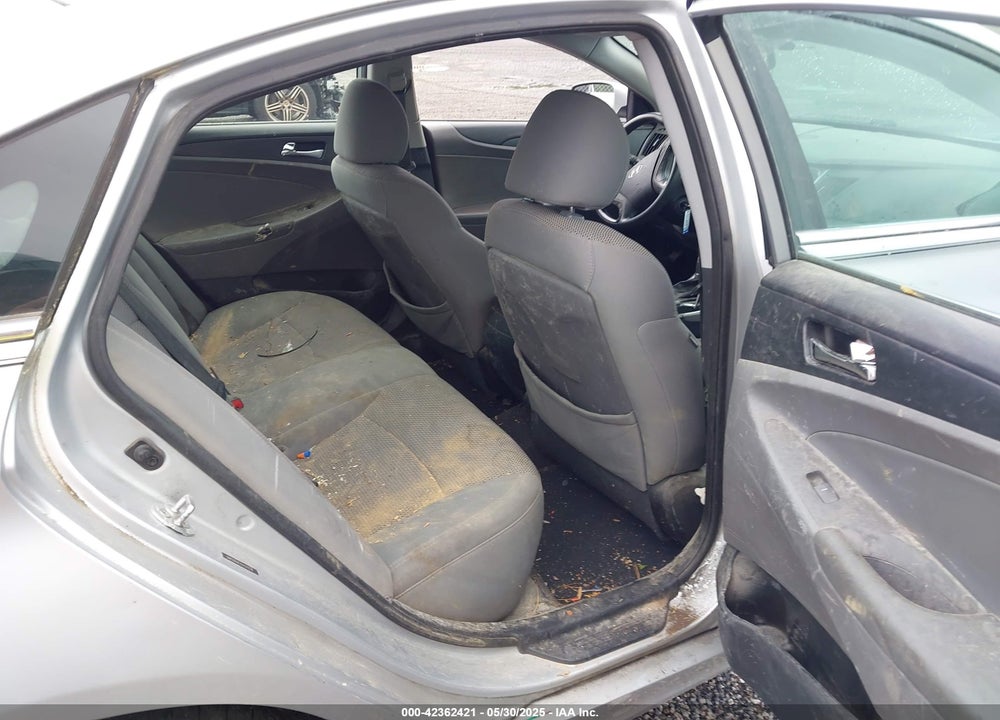 2013 HYUNDAI SONATA VIN: 5NPEB4AC1DH510236