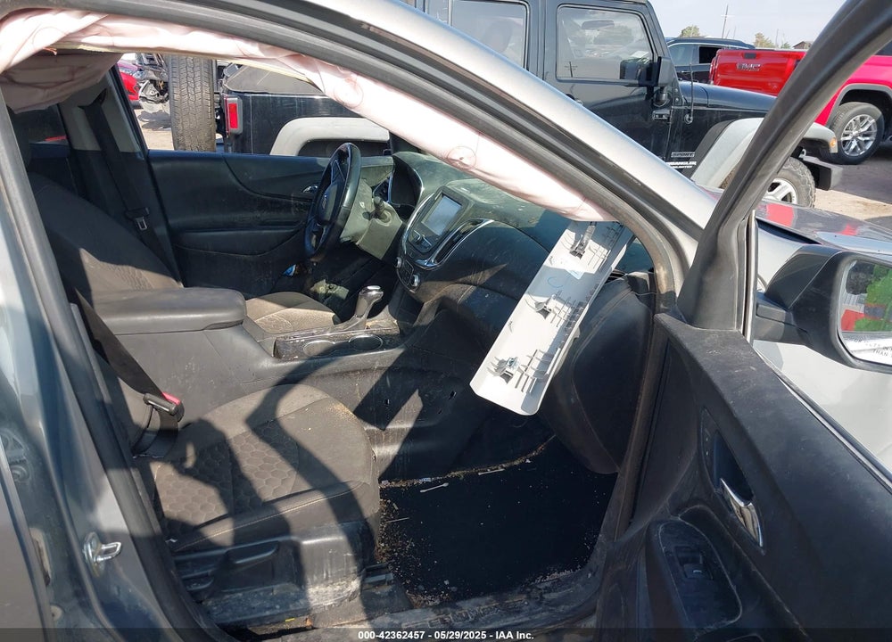 2018 CHEVROLET EQUINOX VIN: 3GNAXJEV0JS541626
