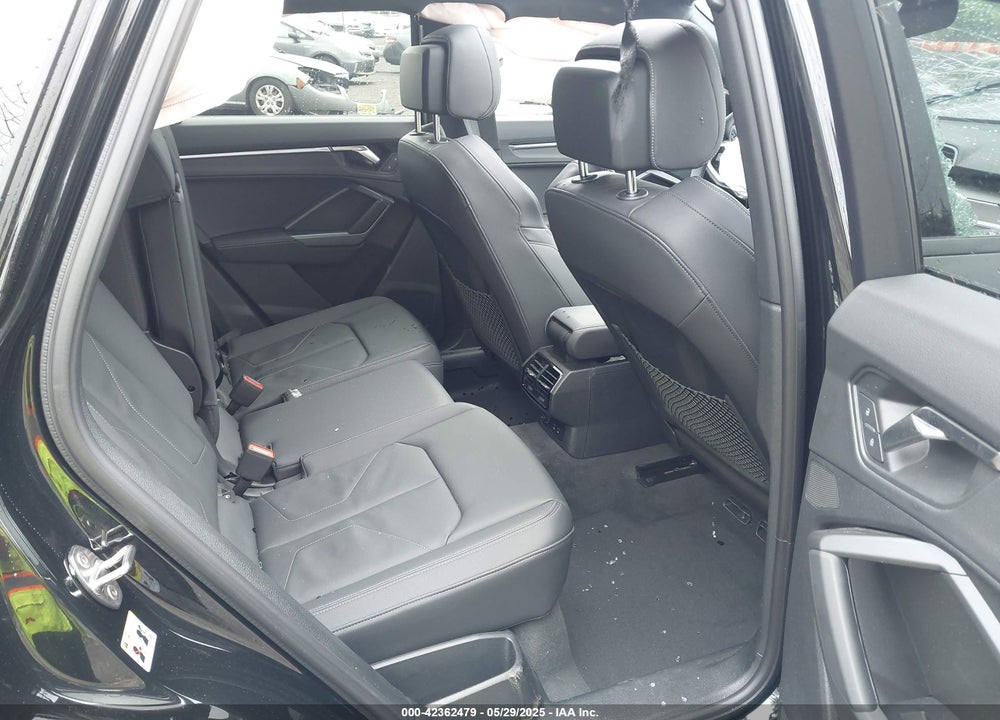 2024 AUDI Q3 VIN: WA1EECF32R1208618