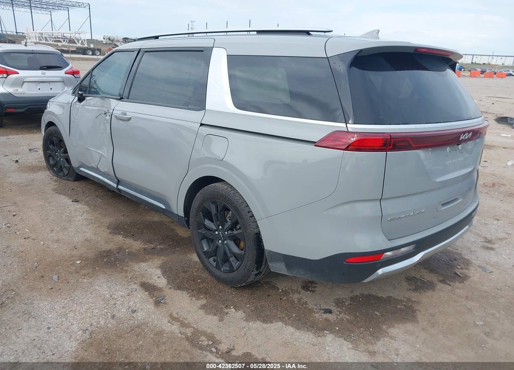 2022 KIA CARNIVAL VIN: KNDNE5H32N6144947