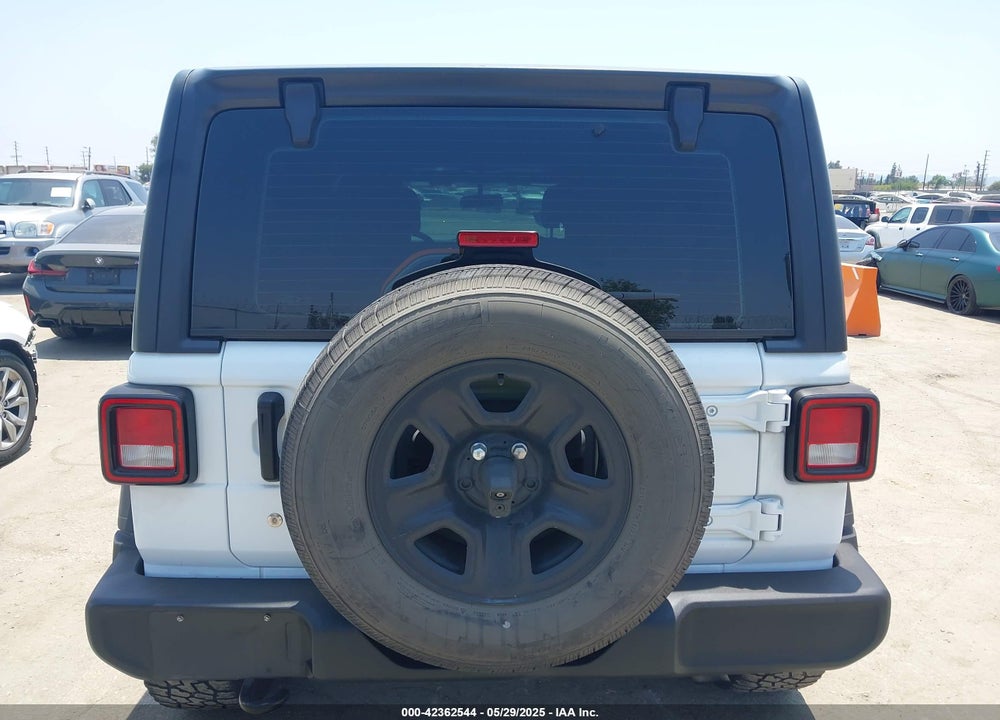 2018 JEEP WRANGLER UNLIMITED SPORT 4X4 VIN: 1C4HJXDN7JW232530