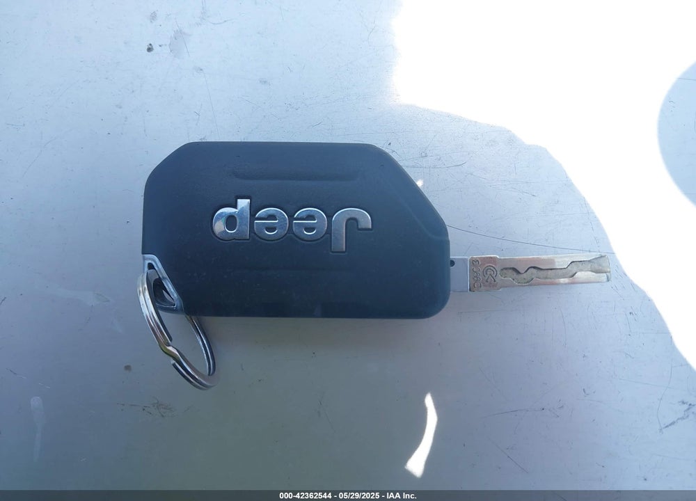 2018 JEEP WRANGLER UNLIMITED SPORT 4X4 VIN: 1C4HJXDN7JW232530