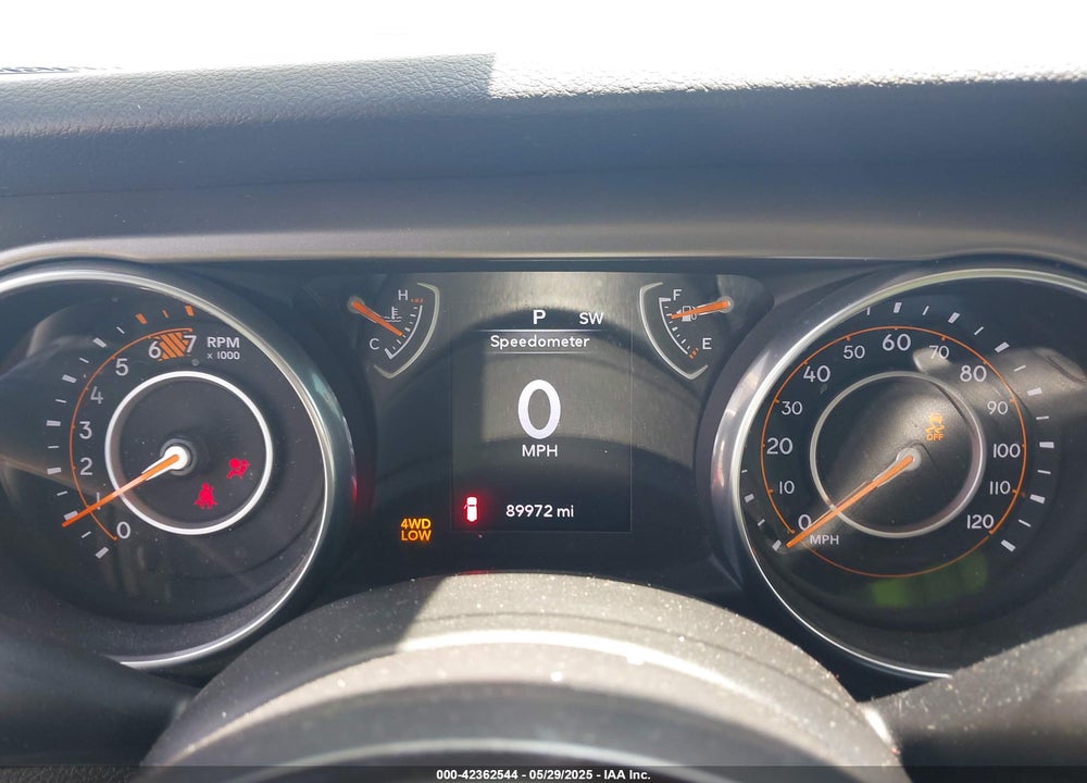 2018 JEEP WRANGLER UNLIMITED SPORT 4X4 VIN: 1C4HJXDN7JW232530