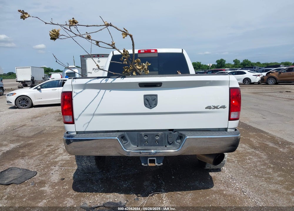2015 RAM 2500 VIN: 3C6UR5DL4FG684782