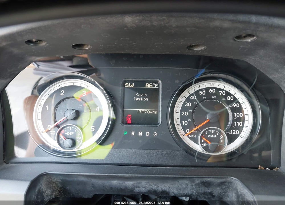 2015 RAM 2500 VIN: 3C6UR5DL4FG684782