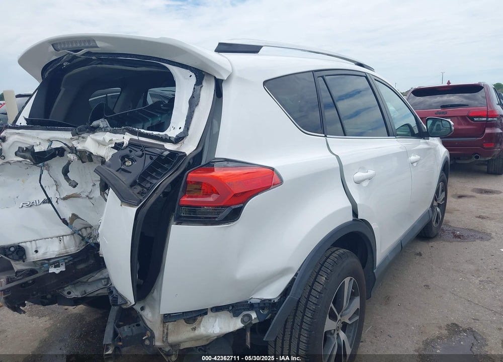 2016 TOYOTA RAV4 VIN: 2T3RFREV2GW428916