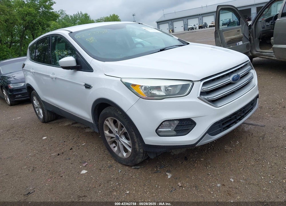 2017 FORD ESCAPE SE VIN: 1FMCU0GD8HUC73102