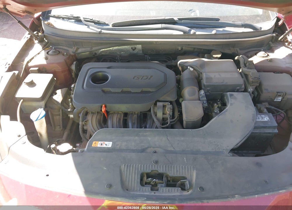 2015 HYUNDAI SONATA VIN: 5NPE24AF4FH049241