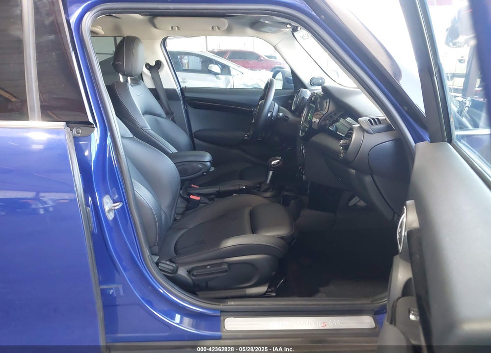 2019 MINI HARDTOP COOPER S VIN: WMWXU3C56K2H54765
