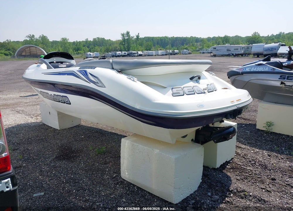 2004 SEADOO OTHER VIN: CEC30077L304