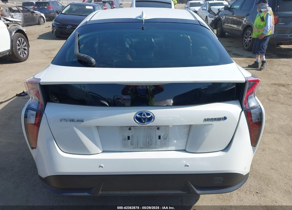 2018 TOYOTA PRIUS VIN: JTDKARFU1J3054962