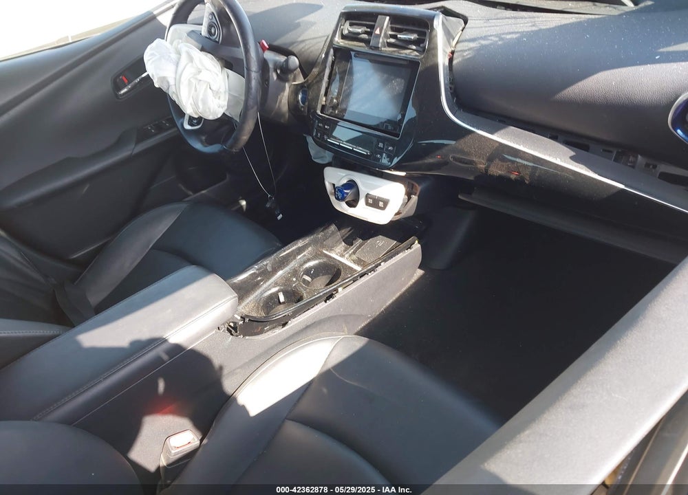 2018 TOYOTA PRIUS VIN: JTDKARFU1J3054962