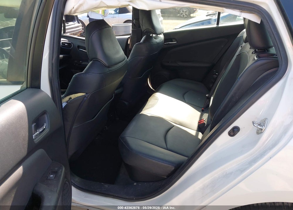 2018 TOYOTA PRIUS VIN: JTDKARFU1J3054962