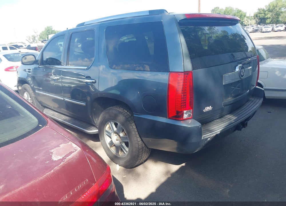 2008 CADILLAC ESCALADE VIN: 1GYFK63878R233500