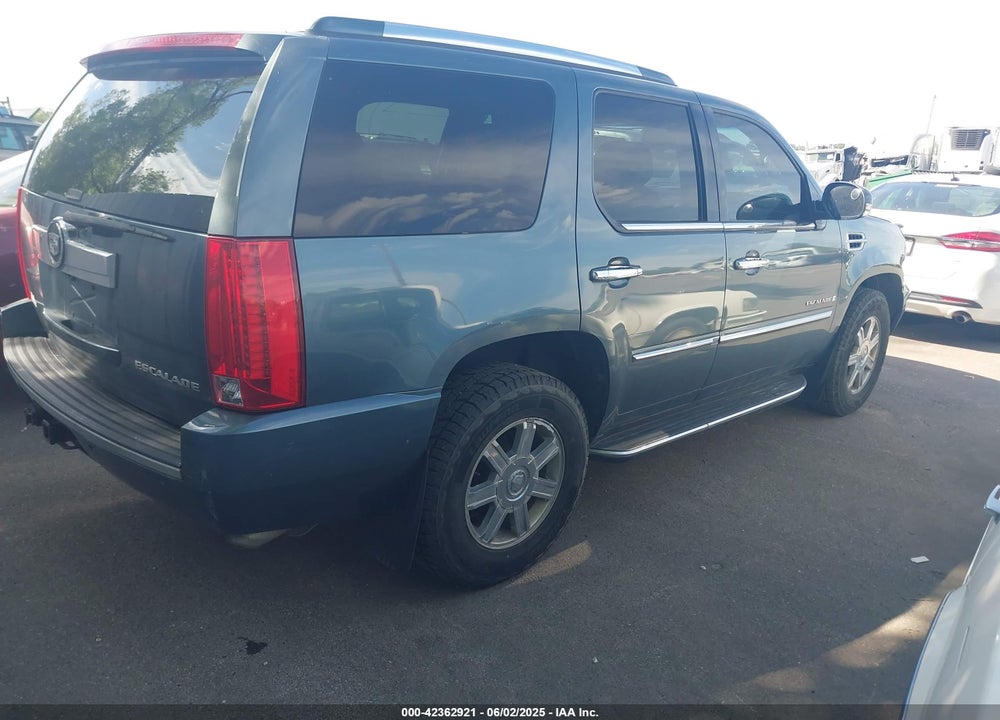 2008 CADILLAC ESCALADE VIN: 1GYFK63878R233500